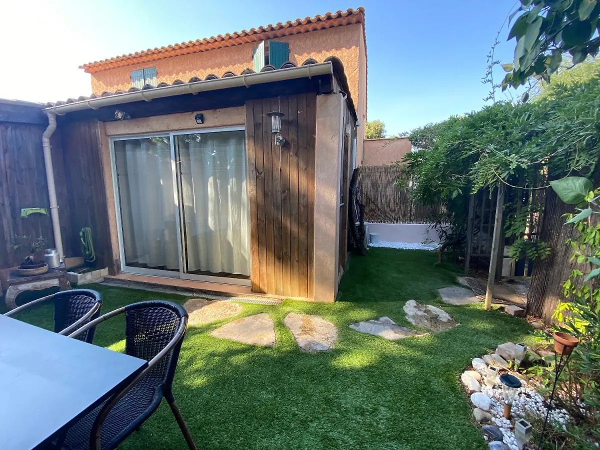 Agreable Studio Proche Sttropez Piscine Et Tennis Gassin